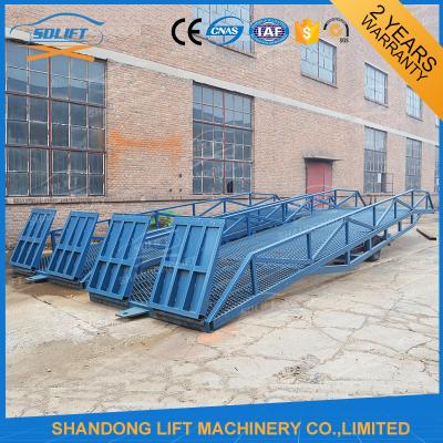 China Adjustable Warehouse Container Loading Ramps for sale