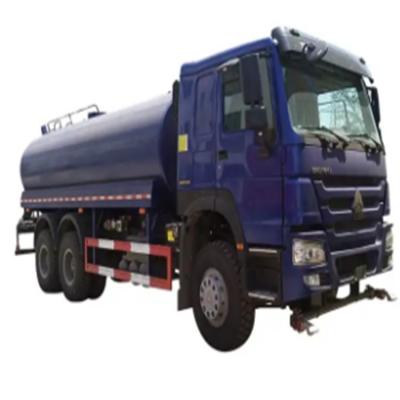 China Stainless Steel Tank SINOTRUK Round Shape 6x4 8x4 LHD Milk Transport Truck With Sprinkler Equipment for sale