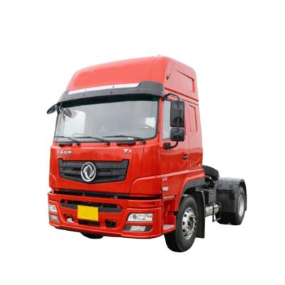 China Dongfeng 4X2 300HP Tractor Head Truck With Cummins Diesel Engine en venta