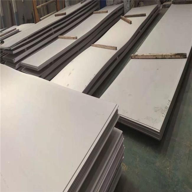 Stainless steel sheet manufacturing process