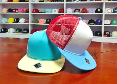 China Hot sales high quality mix color blank custom private labels 6panel flat bill snapback hats caps à venda