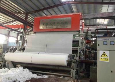 Chine Machine à grande vitesse de fabricant de papier de soie de la soie 13-30gsm à vendre