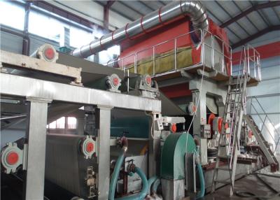 Chine Rouleau de papier hygiénique à vitesse réduite de la machine 3900 de papier hygiénique faisant la machine à vendre
