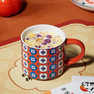 China Presentes de alta qualidade de estilo europeu caneca de café caneca cerâmica de alta qualidade personalizada simples de grande capacidade colorida caneca 3D personalizada à venda