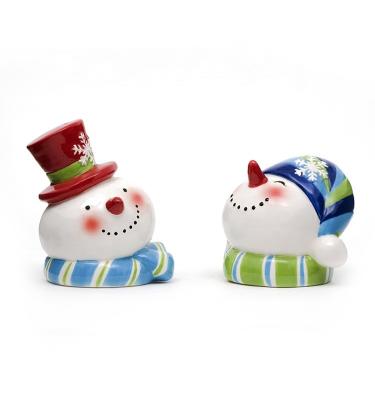 China Hermoso conjunto de especias de cerámica en 3D, conjunto de sal y pimienta, cacerolas para Navidad. en venta