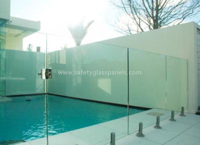 China High Temperature Glass Swimming Pool Security Fence 8mm - 12mm With Polished Edge for sale