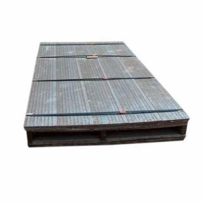 China EH360 EH400 EH500 EH550 Bimetallic Hardfacing Chromium Carbide Overlay For Cement Plants CCO Wear Plate for sale
