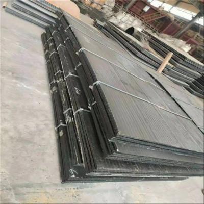 China Chromium Carbide Overlay Hardfacing Wear Plate Clad Wear Plate Mining Machinery Abrasion Resistant Plate for sale