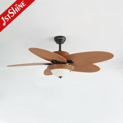 China Low Noise 5 Blades Energy Saving Ceiling Fan With Led Light Large Airflow for sale
