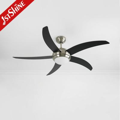 China Indoor 52 Inch Remote Control Modern LED Ceiling Fan 5 Plywood Blades for sale