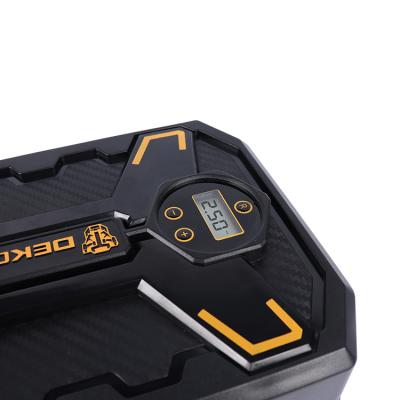 Chine La voiture de lampe de LED pneu de mesure de Digital de compresseur de C.C de 12 volts gonflent en plastique à vendre