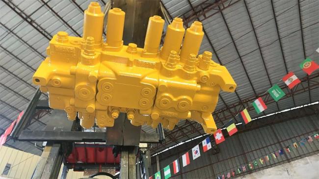 SK200 main control valve assembly view 2