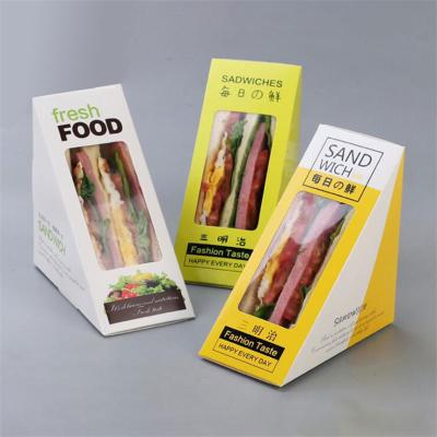 Cina Sacchetto per sandwich triangolare in cartone monouso per hamburger biodegradabile in vendita
