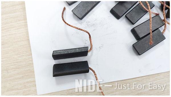 carbon brush.jpg carbon brush.jpg