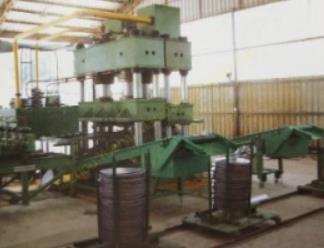 China Decoiler LPG Cylinder Bottom Ring Production Line 6000kg for sale