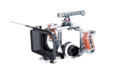 Chine 4 * la boîte de la matte 4 suivent l'installation d'appareil-photo de Tilta de foyer pour l'appareil-photo de cinéma de Blackmagic à vendre