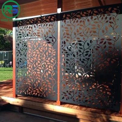 China Fireproof Aluminium Decorative Screens Hotel Terrace Privacy Screen 6000mm Length for sale