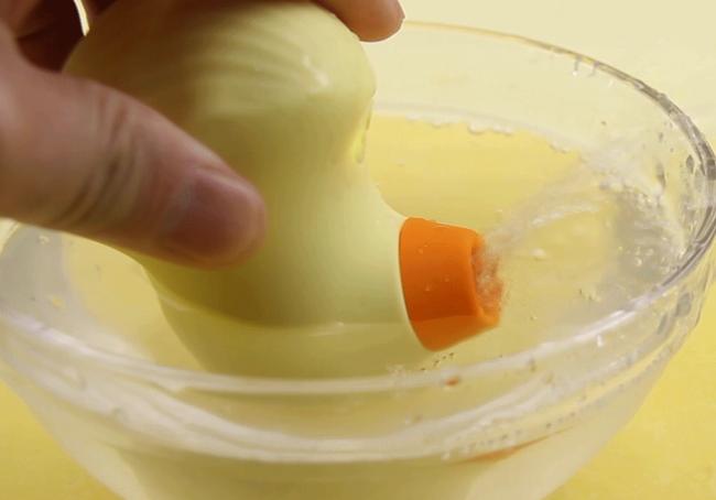 7 Vibration Yellow third party third party Hot Sex Products Mr. Duck Cute Sucker Silicone Breast Sucking Sex Toys