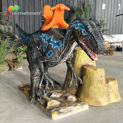 中国 Ce Certified Animatronic Dinosaur Ride Velociraptor Ride 4m Length 販売のため