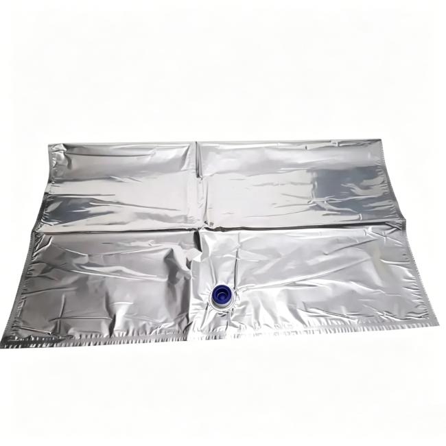 Folded 220L aluminum laminated aseptic bag with blue screw cap valve