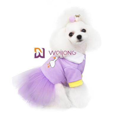 China Jersey coloreado caramelo dulce 180G de la ropa CVC del animal doméstico del vestido de fiesta del perro con la falda brillante de Tulle en venta
