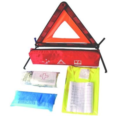 China EN20471 DIN13164 Survival Vehicle First Aid Kit With Reflective Safety Vest for sale