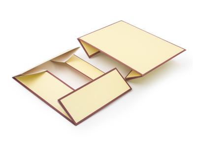 China caja de empaquetado del regalo del papel 350gsm, empaquetado para llevar vacío grande de Eco de la caja de regalo en venta