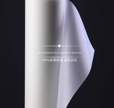 China Película chispeante transparente de la laminación del brillo de 105 micrones para imprimir en venta