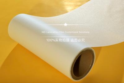 Chine Film de stratification chaud de scintillement matériel de BOPP pour l'emballage cosmétique de scintillement à vendre
