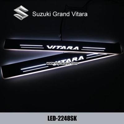 China El pedal móvil ligero del desgaste de la puerta Vitara LED de la puerta de Suzuki de la placa magnífica del travesaño se enciende en venta