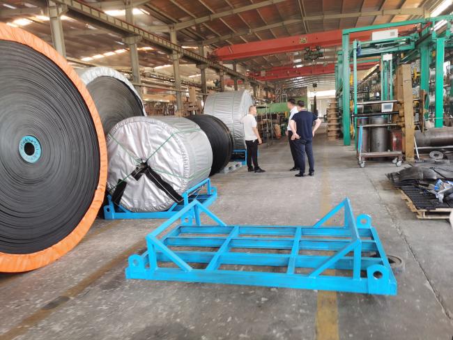PLD800L Aggregate Weighing Batcher For Batching Plant 3