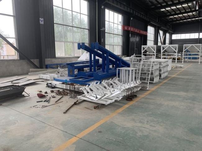 HLS240 ECO-Friendly High Capacity Tower Concrete Batching Plant 25