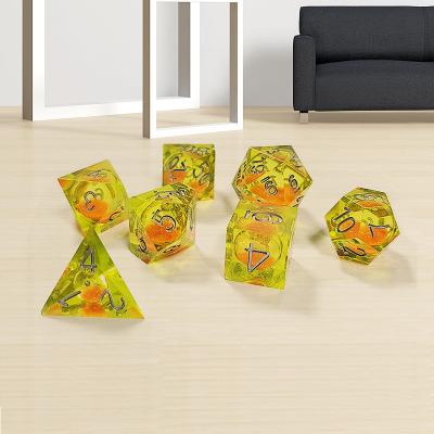 China Yellow Flow Sand Resin Polyhedral Dice Handcraft 7PCS for sale