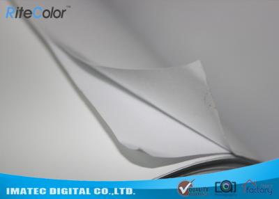 China 50 metros del chorro de tinta de papel revestido mate de la etiqueta engomada con el lado trasero del pegamento auto-adhesivo en venta