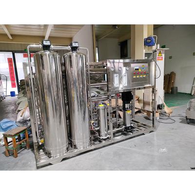 China Wooden Case 2000LPH 500-1000L RO Reverse Osmosis Containerized Water Purifier Equipment for sale