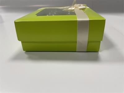 China Caja cuadrada de macarrones para 6 envases magnéticos de lujo de macarrones en venta