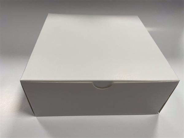 Quality Embossed White Packaging Box CMYK Printing White Cardboard Gift Boxes for sale
