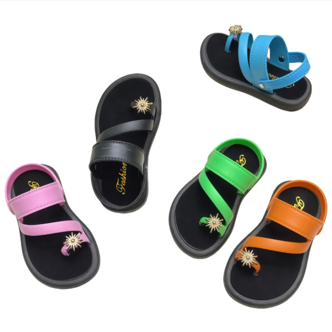 PVC Sun Decor Girls Toe Ring Sandals Anti-slip Soft Sole Children Fashion Beach Sandals, Multi Macaron Color Options for Toddlers and Girls