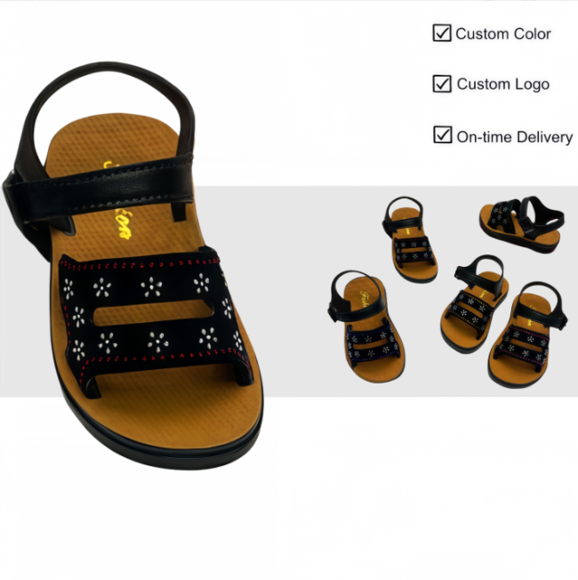 Wholesale PVC Kids Sandals with Hollow Floral Rhinestone Non-slip Children Outdoor Footwear