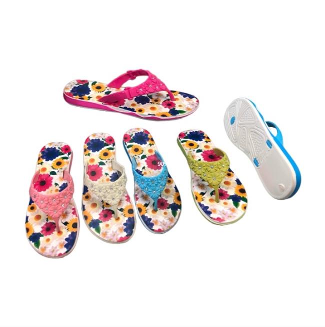 EVA Women Floral Print Flip Flops Flower-shaped Rhinestone Strap Multiple Colors
