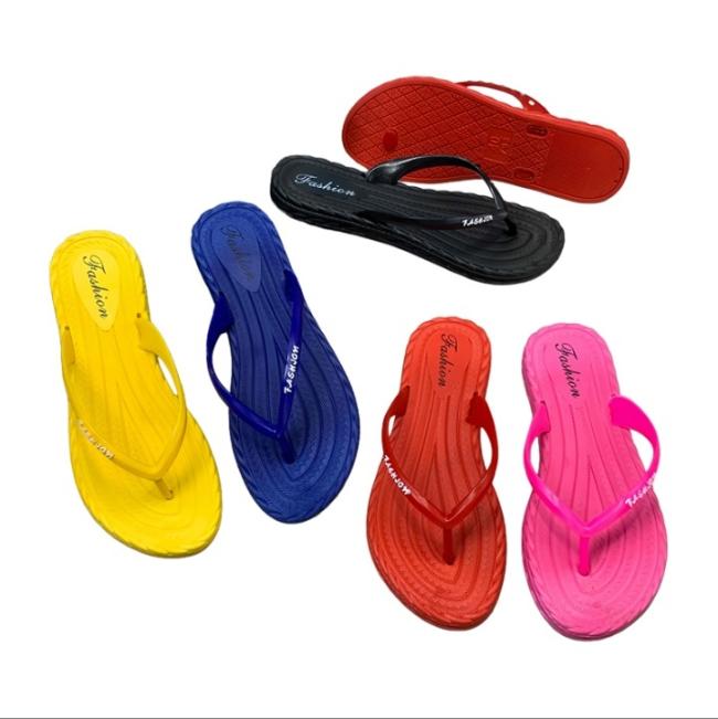 Wholesale PVC Women Solid Color Fashion Flip Flops Multiple Colors