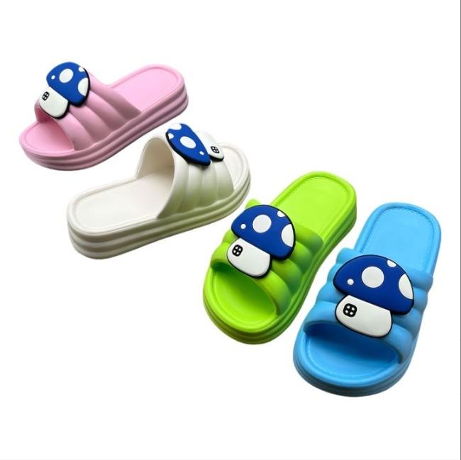 Wholesale EVA Kids 3D Cartoon Mushroom Thick Platform Slide Sandals Multiple Colors