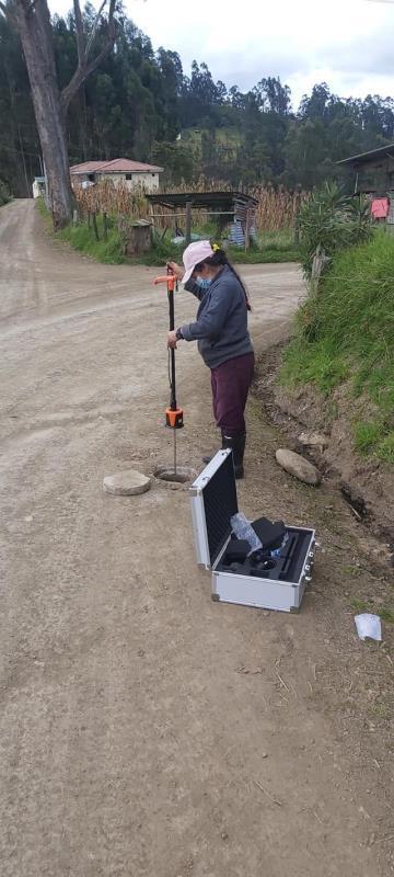 Pqwt-L4000 Latest Indoor&Outdoor 5m Depth Underground Water Leak Detector