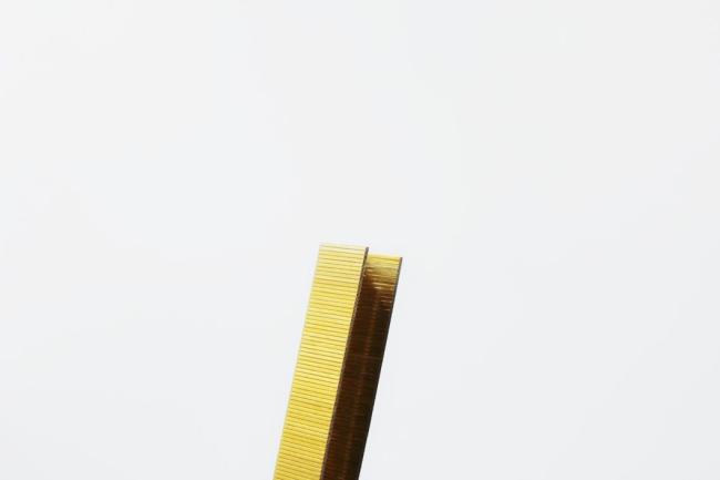14 Series Galvanized Industrial Wire Staples 20 Gauge with High Quality 1410