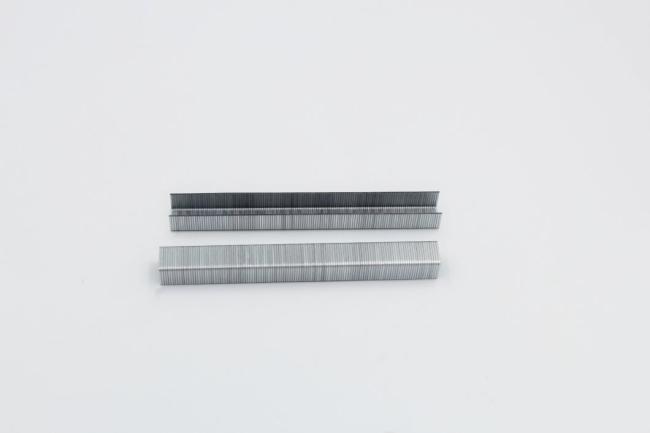 Hot Sale 84 Series Galvanized Industrial Wire Staples 20 Gauge with High Quality 8410