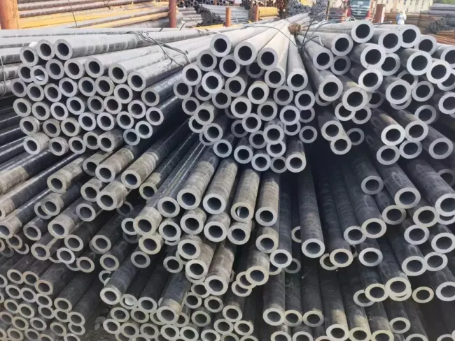 Steel Pipe Suppliers API 5L ASTM A106 A53 Q195 Q215 Q235B 1045 Sch40 Sch80 Hot Rolled Welded or Seamless Carbon Steel Pipe Ms CS Seamless Pipe Tube Price
