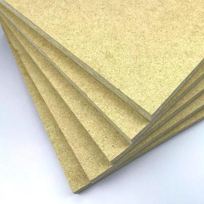 China Sturdy Recycled OSB Strand Board Plywood Moistureproof Thickened for sale