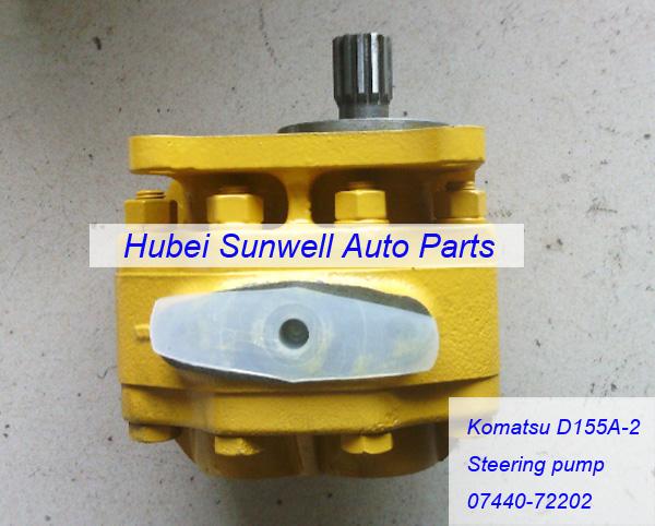 Komatsu D155 pump
