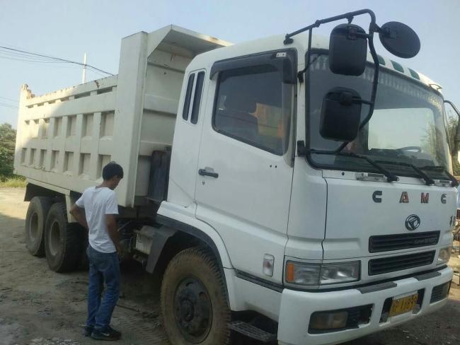 2005 used dump truck for sale 5000 hours made in Japan capacity 30T Isuzu UD Nissasn Mitsubishi dumper