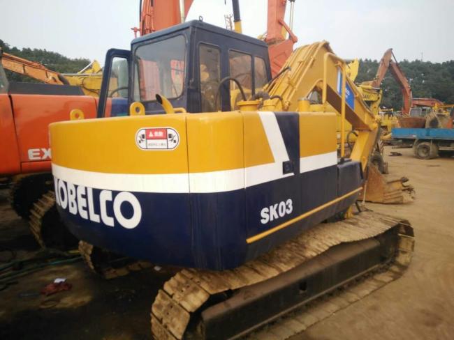 sk03 sk07 sk06 sk60 sk200-51996 japan kobelco mini excavator for sale 0.3m3 used kobelco excavator